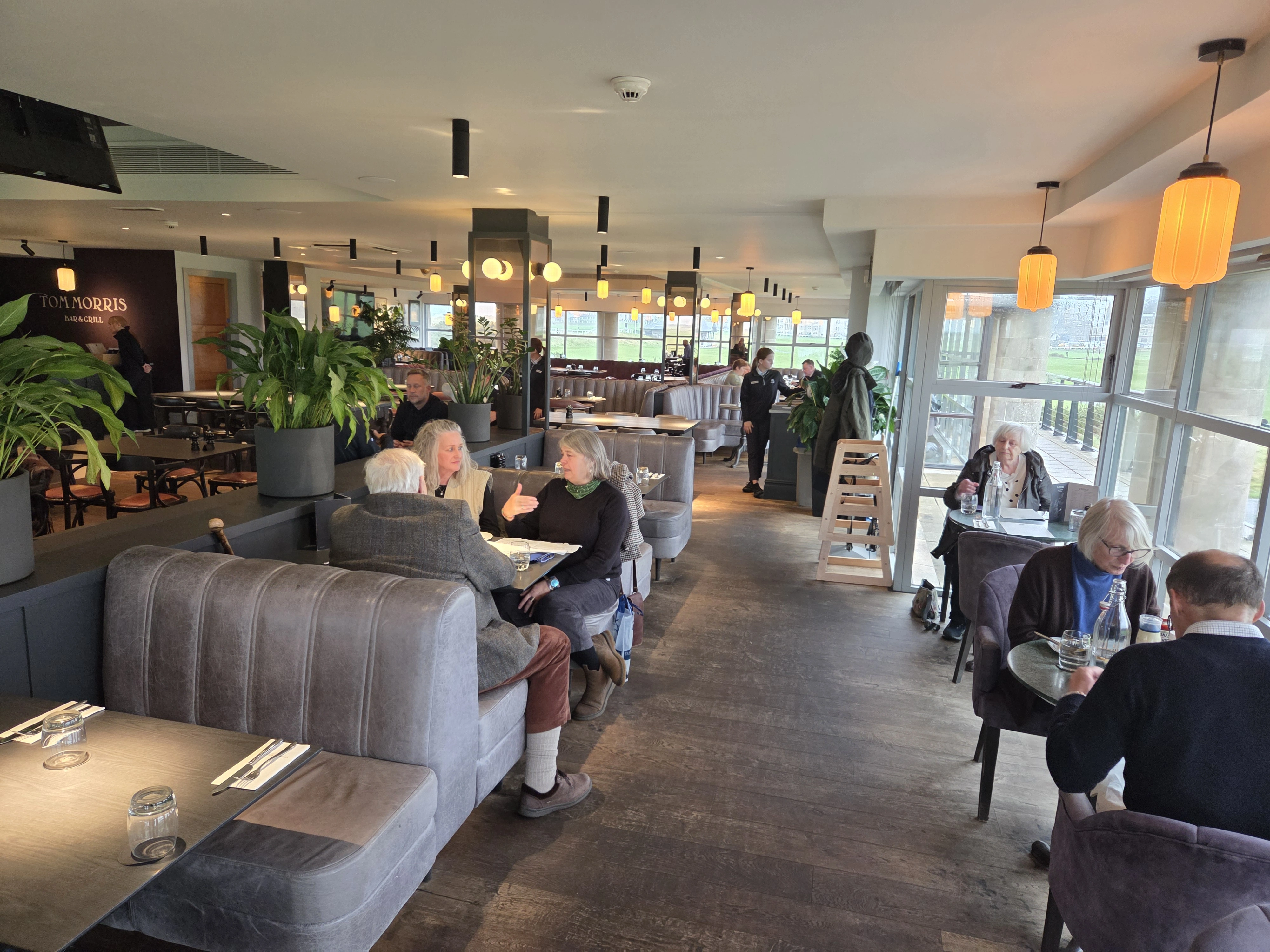 St Andrews Links Clubhouse & Tom Morris Bar & Grill
