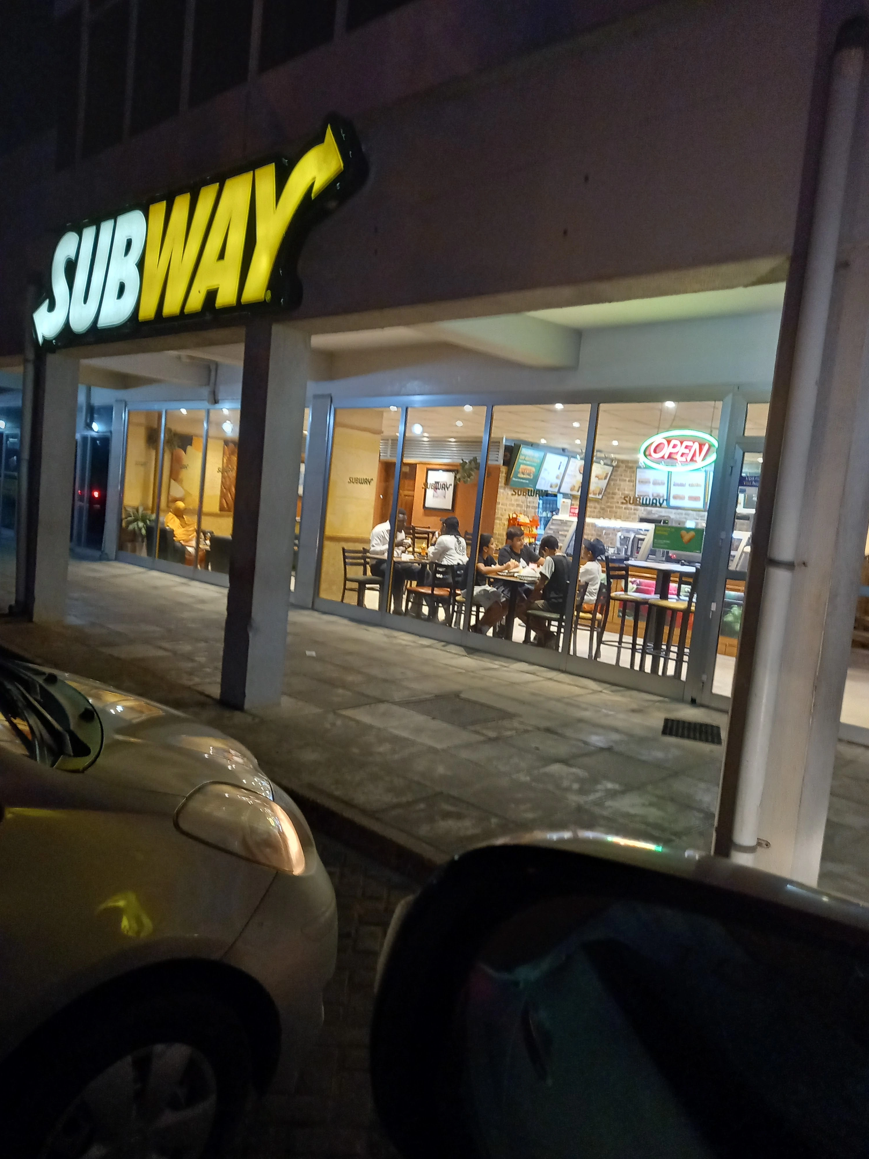 Subs&Salads