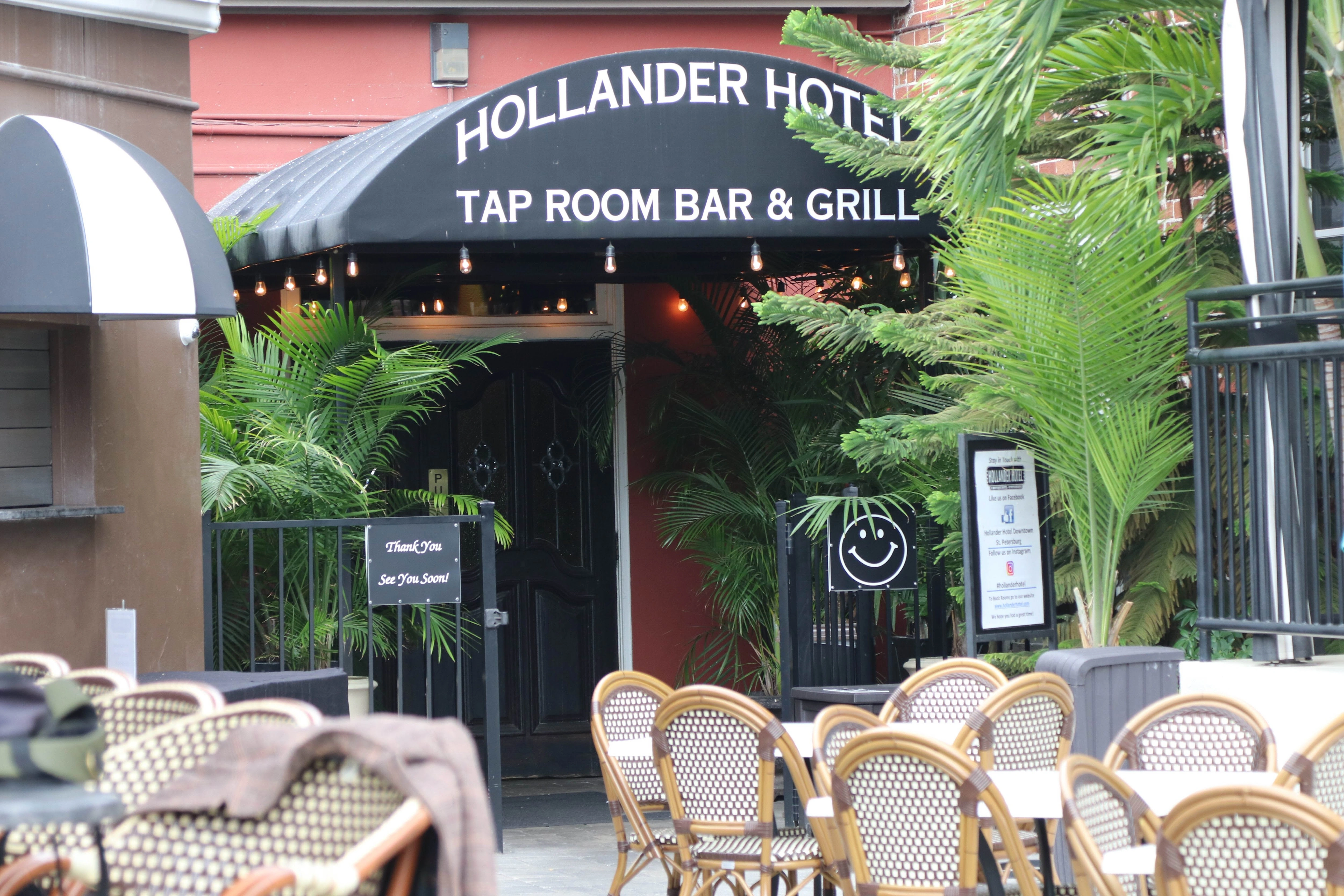 Tap Room at the Hollander Hotel