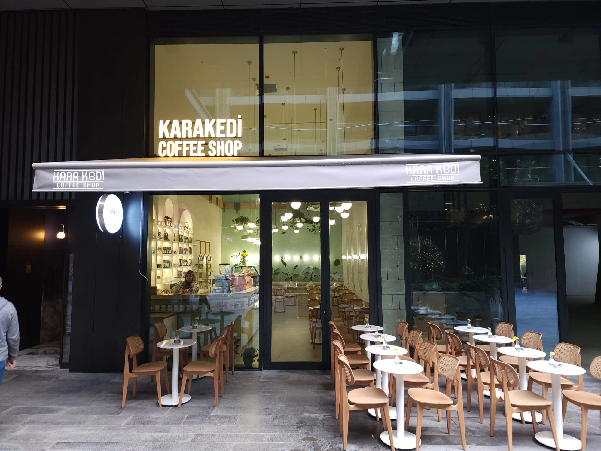 Kara Kedi Coffee Eatery