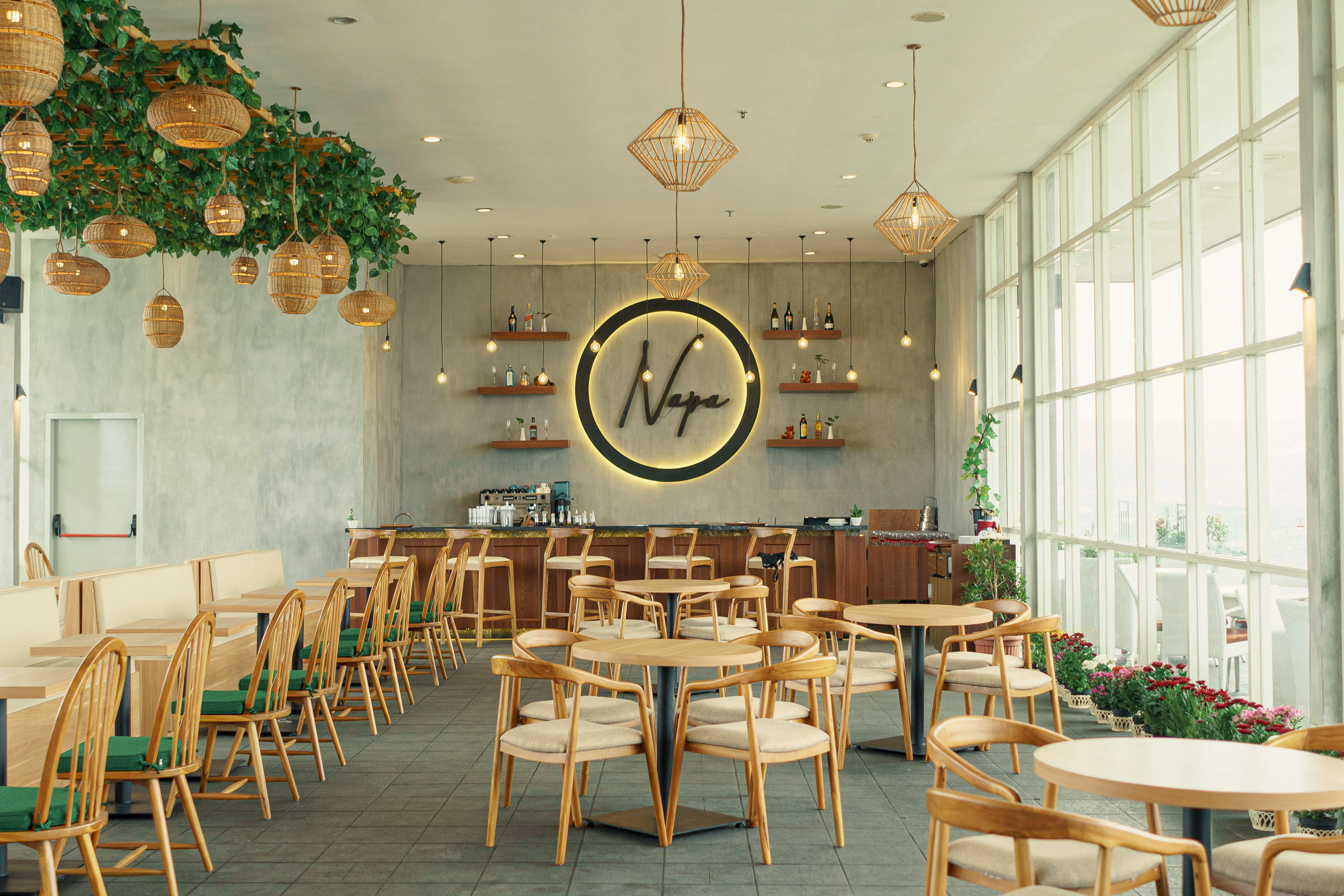 Napa Eatery and Bar