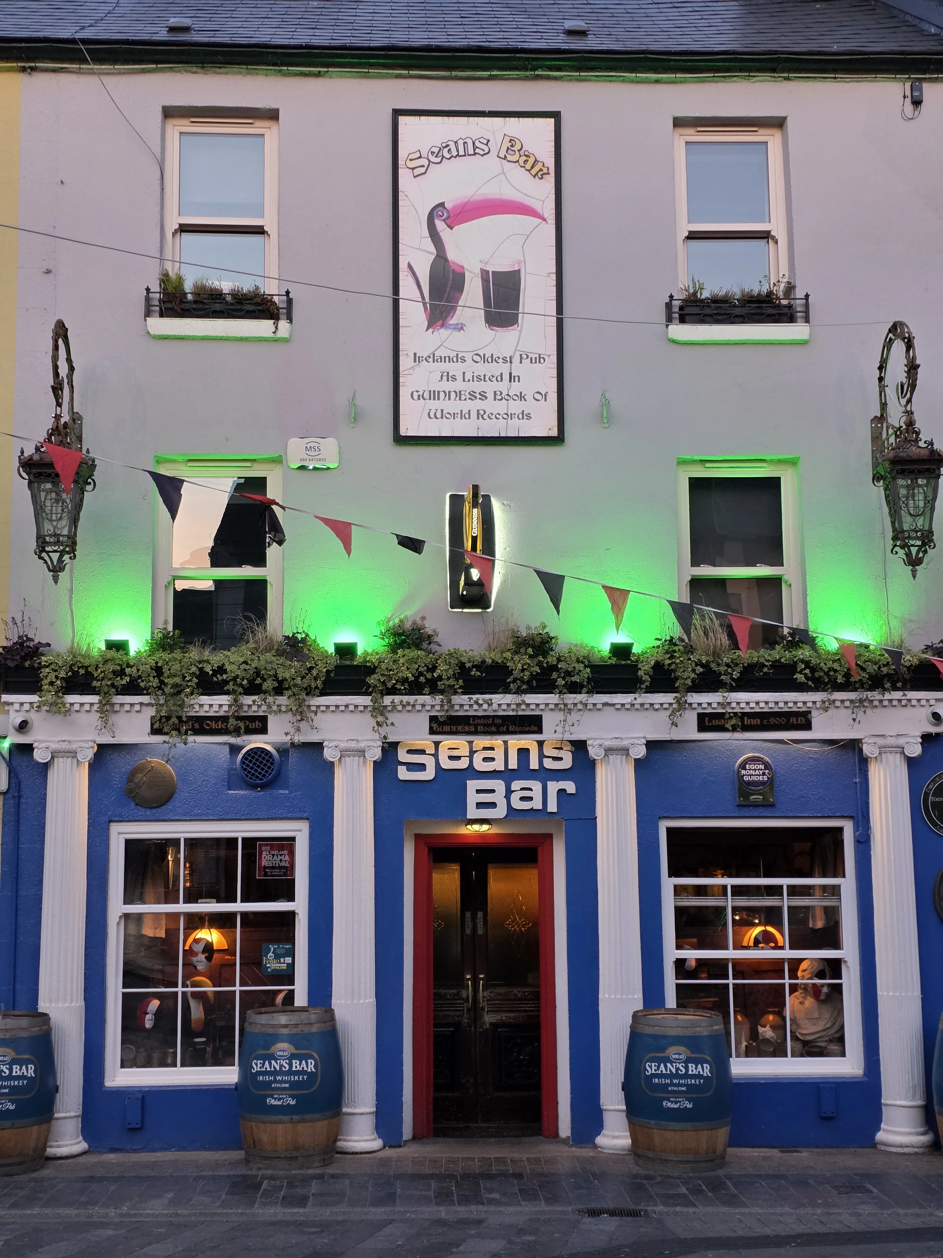 Sean's Bar