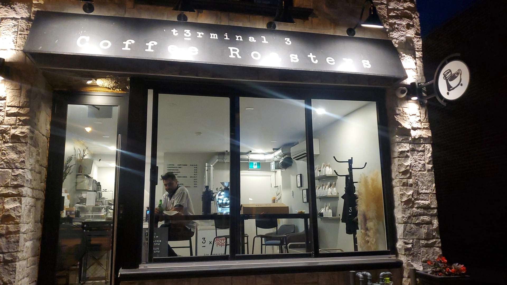 Terminal 3 Coffee Roasters - Lake Shore