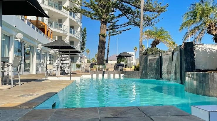 The Peninsula All-Suite Hotel