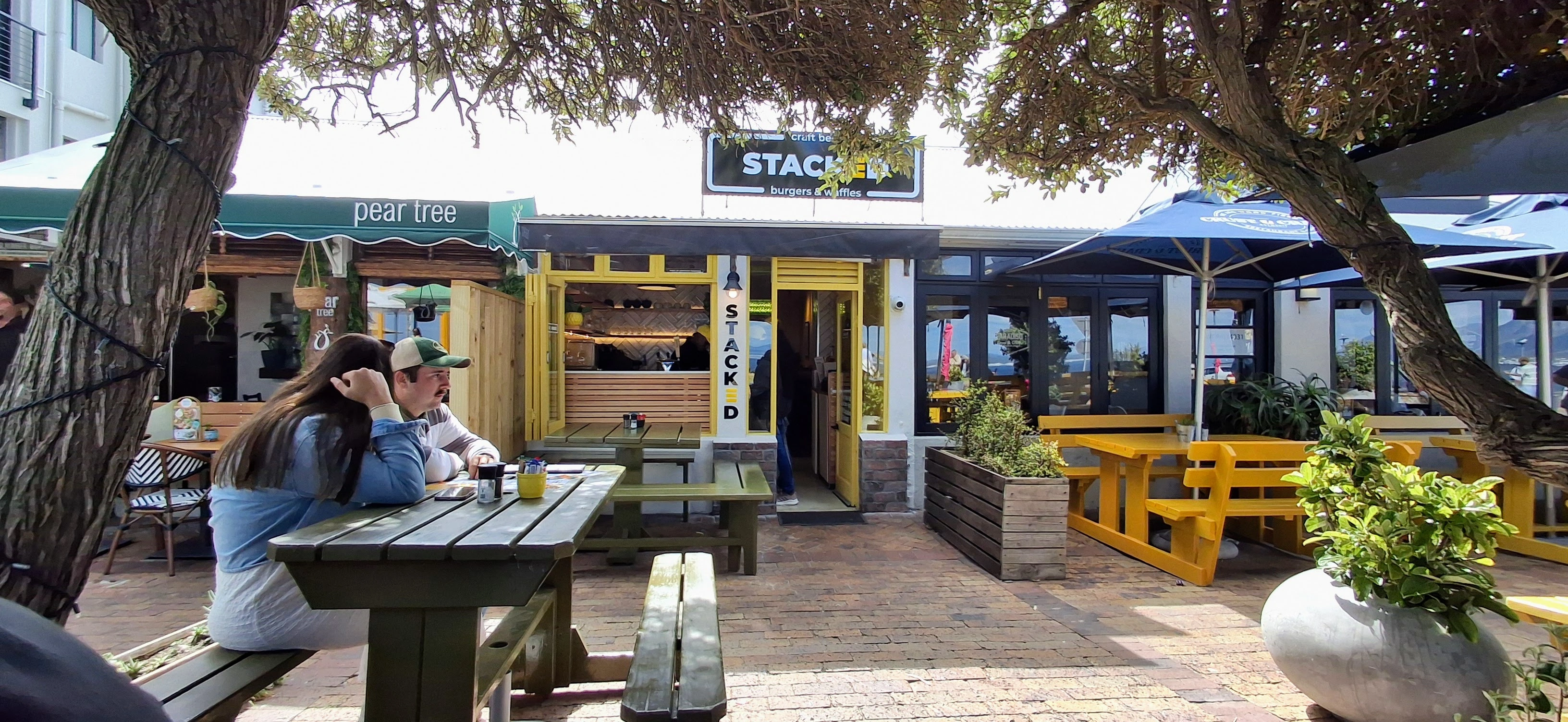 Stacked - Craft Beer, Burgers & Waffles