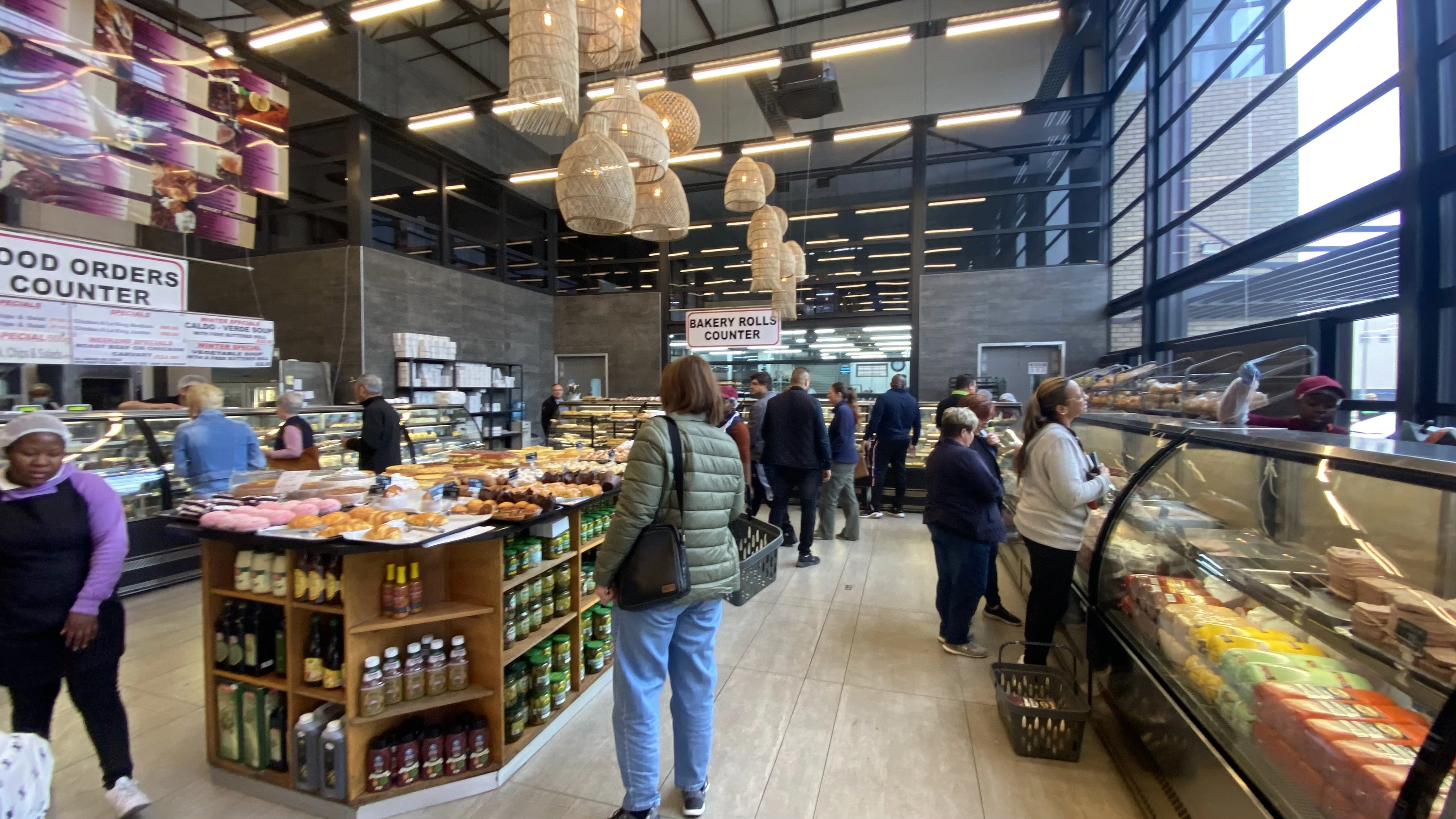 Satellite Fast Foods & Bakery
