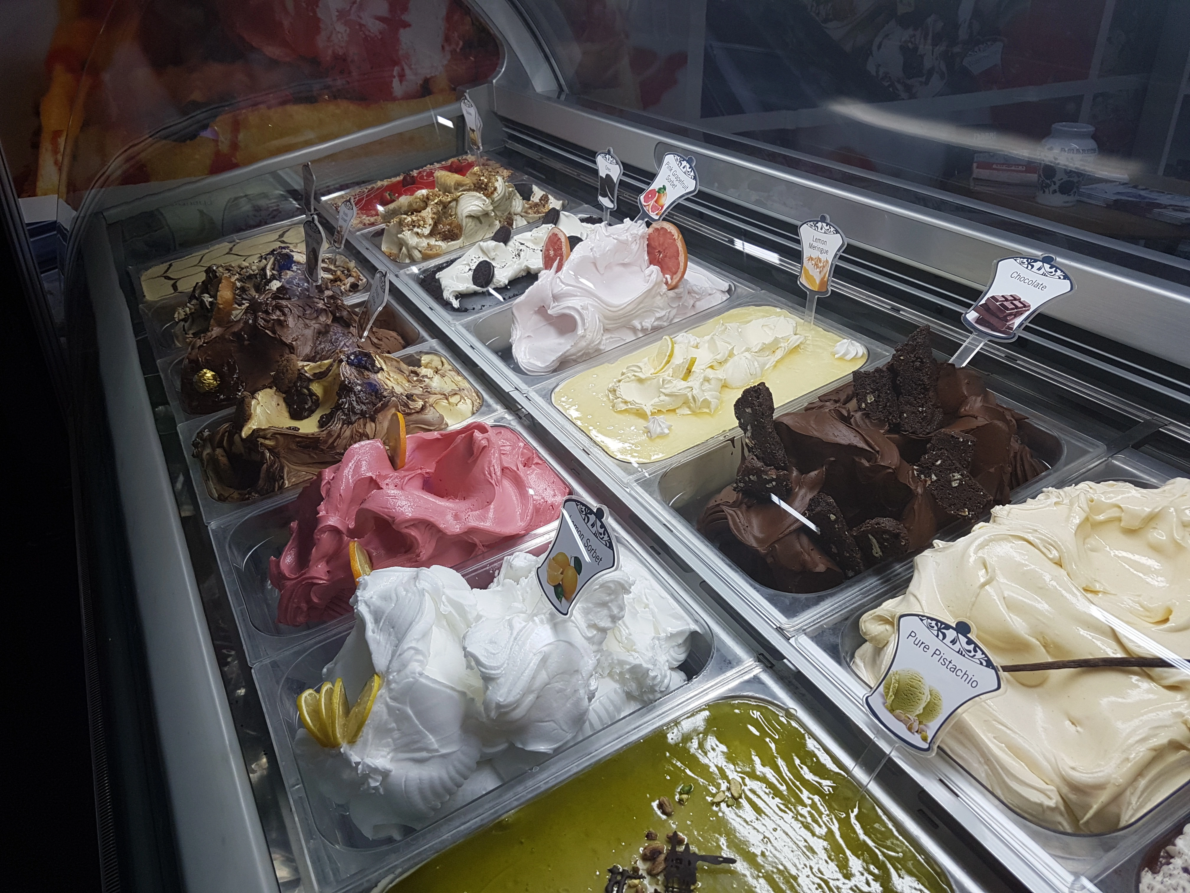 Aroma Gelato & Waffle Lounge