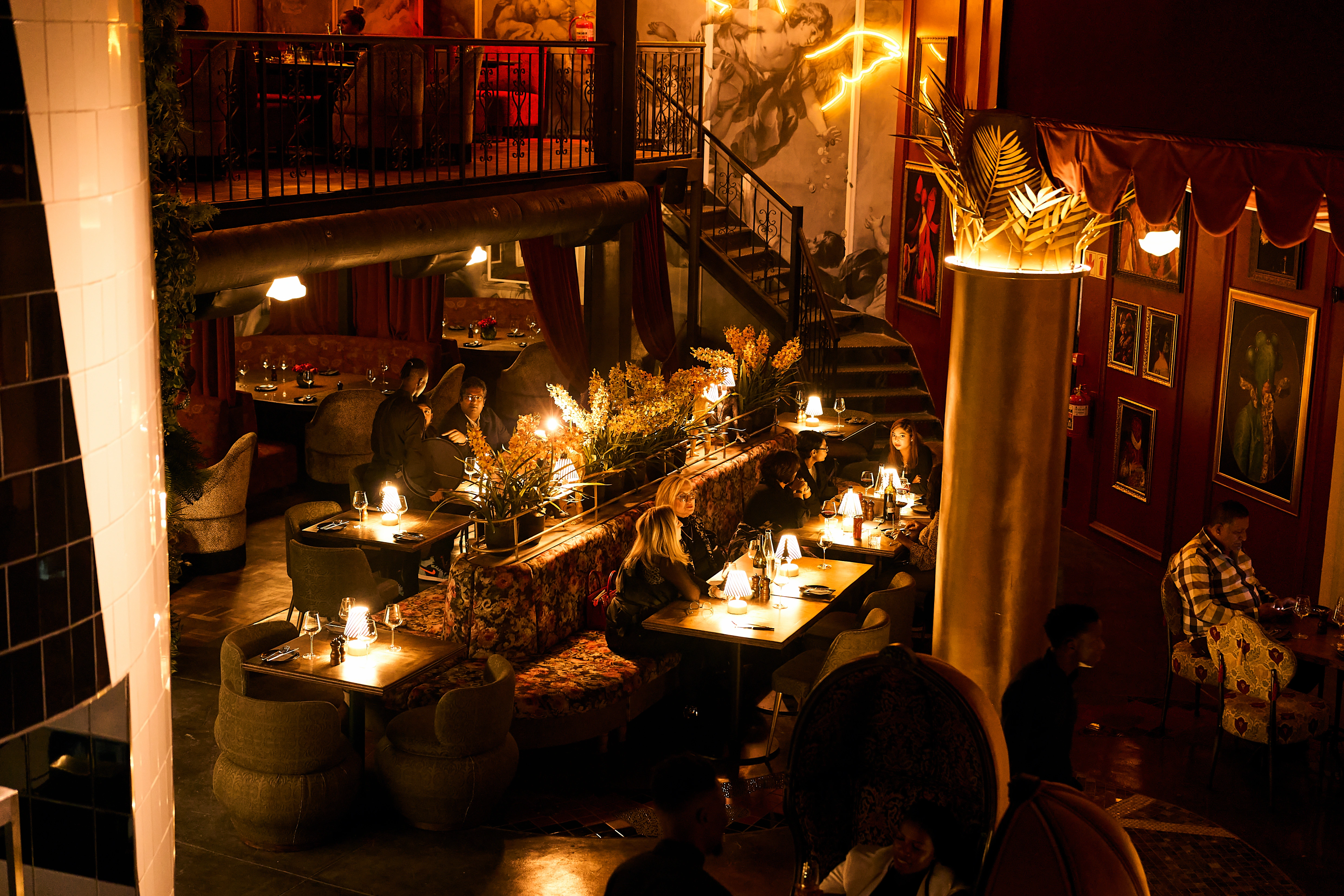 The Metropolis Lounge & Grill